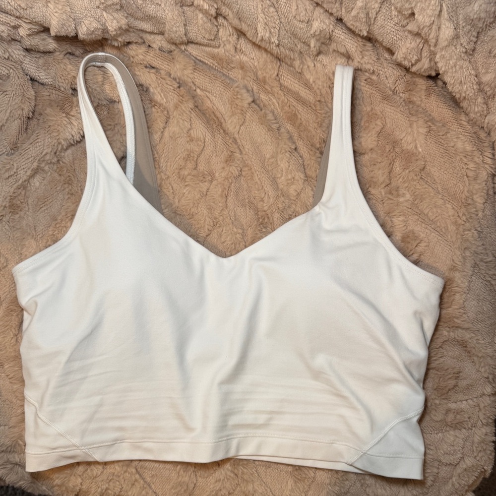 Lululemon sports bra